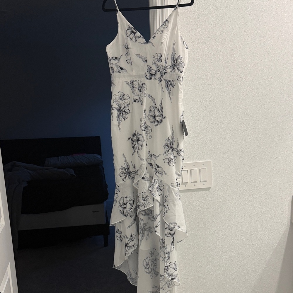 Lulu's Black and White Floral Dress